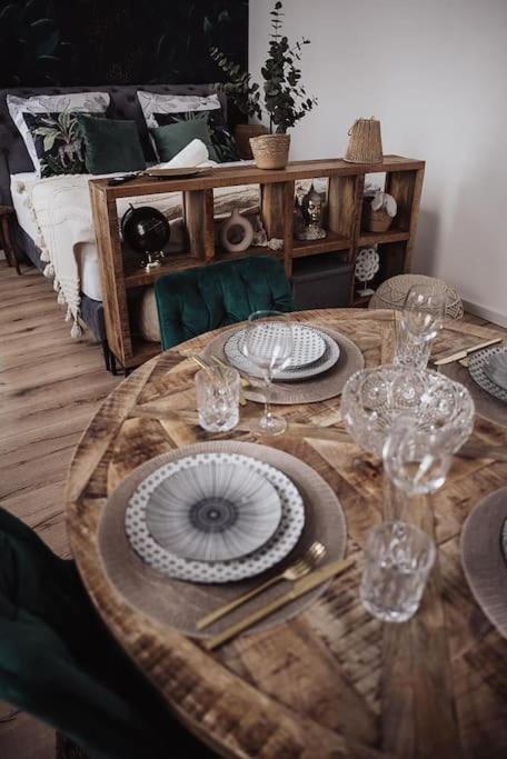Cozy Dreams: Deluxe 2-Zimmer-Apartment -Kueche Nuremberga Exterior foto